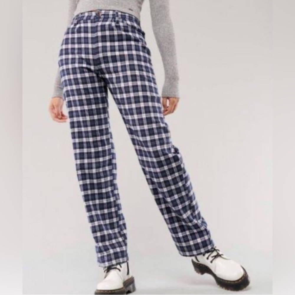 New! Hollister Plaid Ultra High Rise Dad Pants